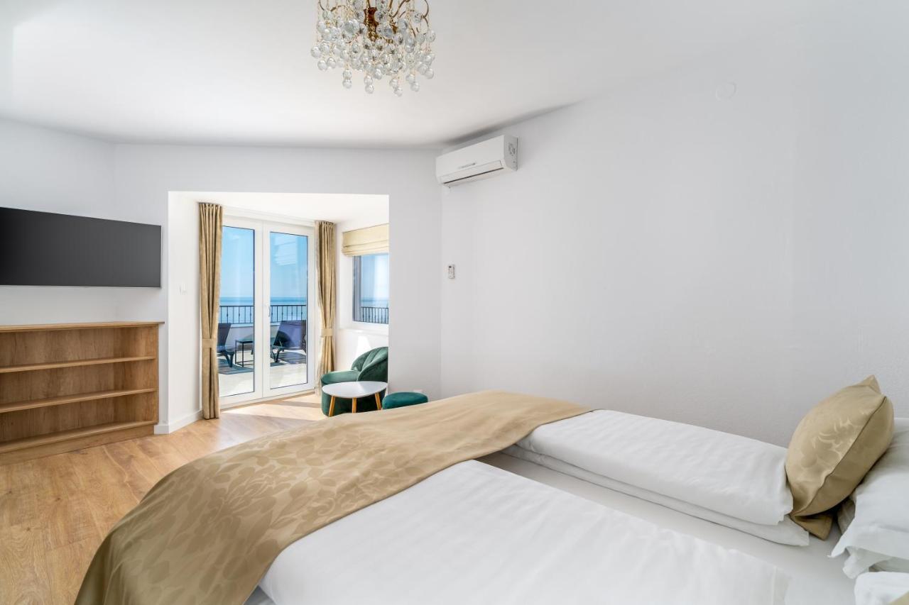 Rooms Vedrana (Adults Only) Подстрана Екстериор снимка
